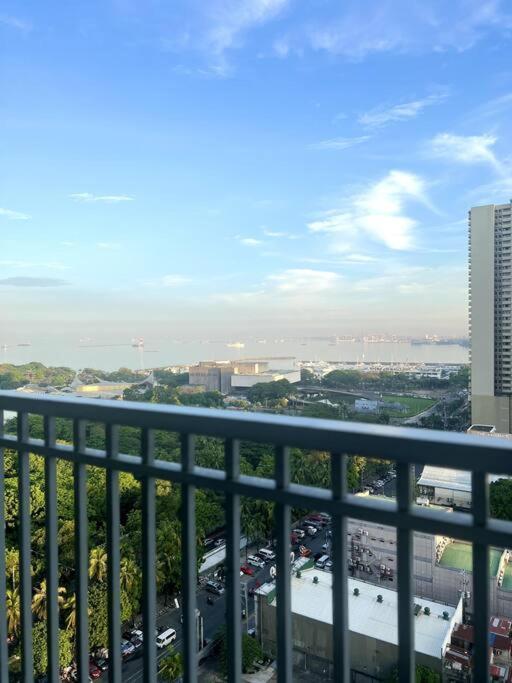 Casa Cintores Condo Near Picc With Free Parking Manila Esterno foto